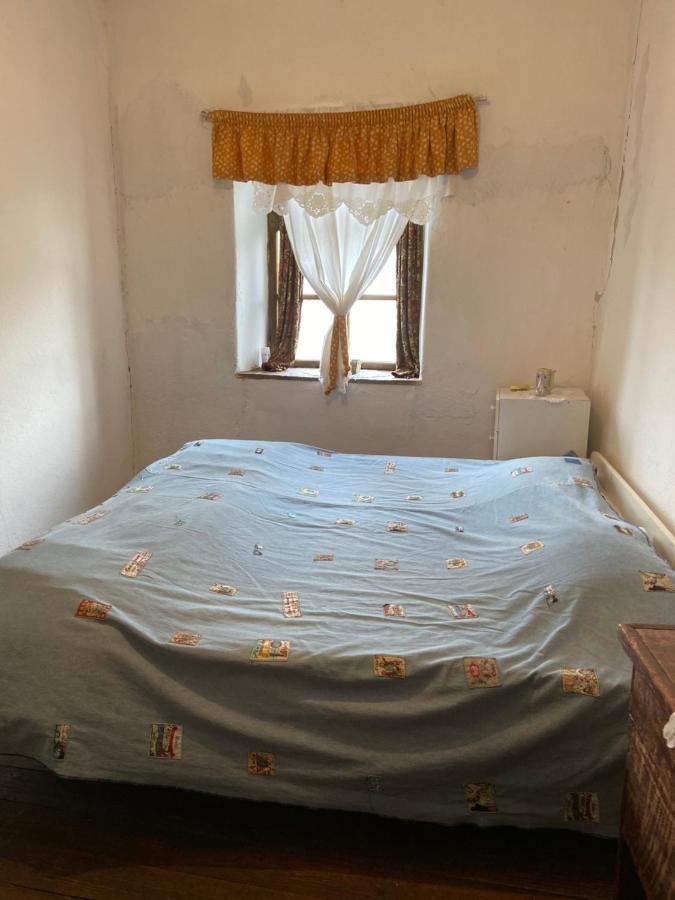 Cottage Modrich ستروغا المظهر الخارجي الصورة