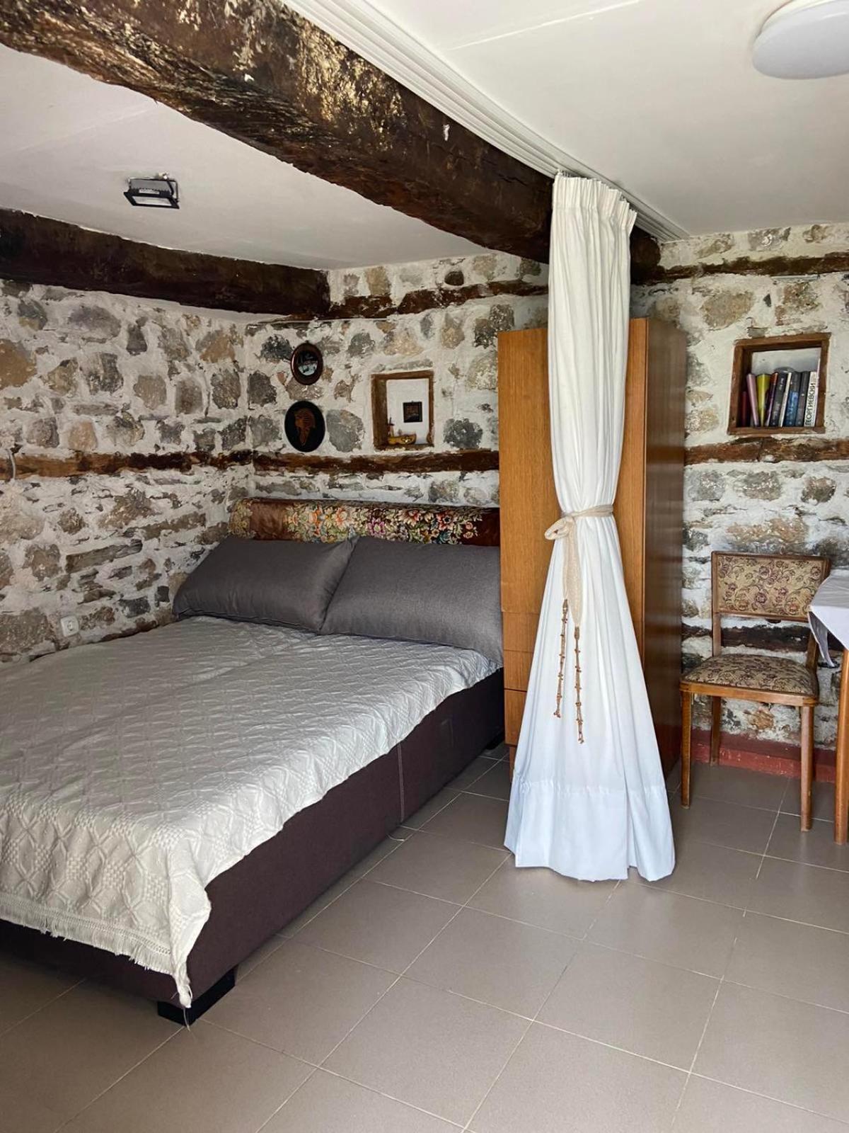 Cottage Modrich ستروغا المظهر الخارجي الصورة
